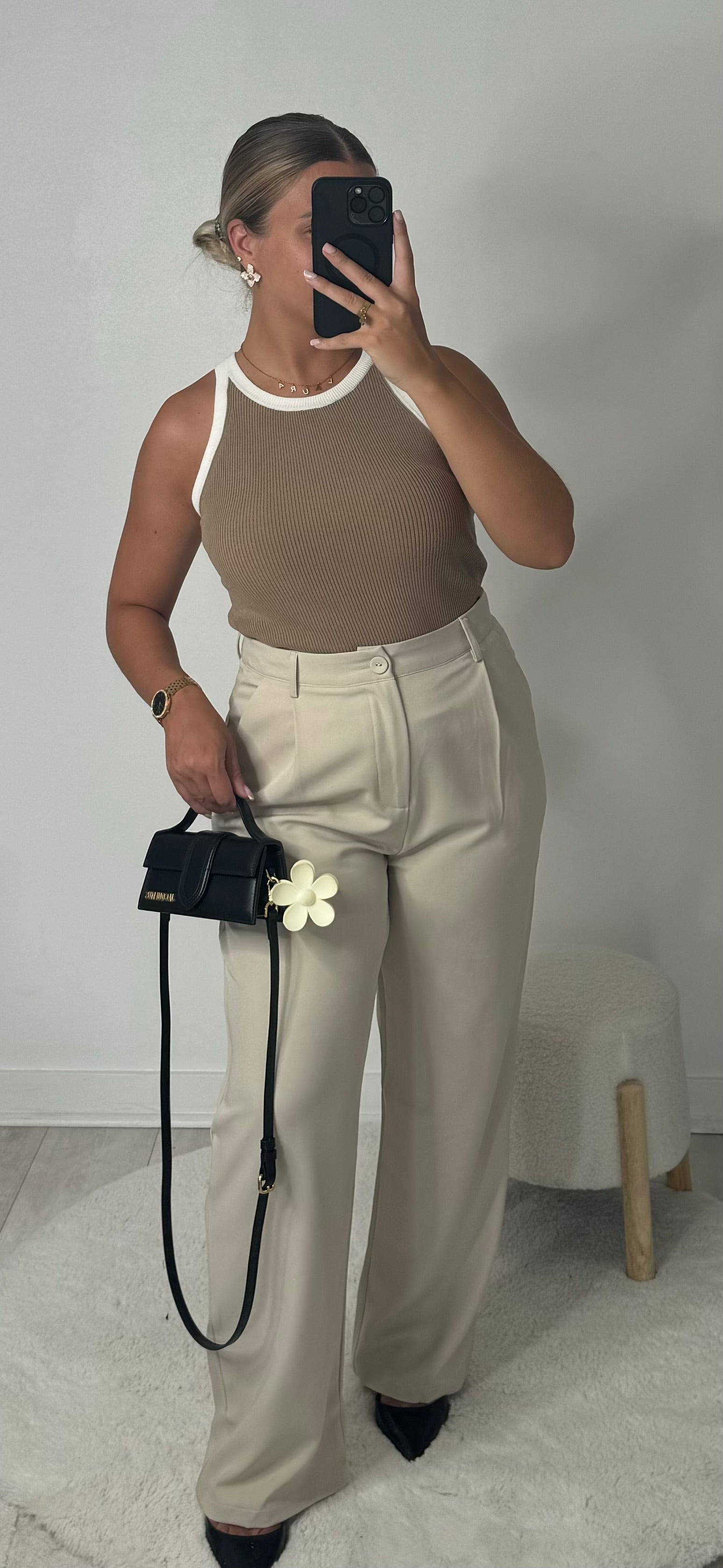 Pantalon tailleur coupe droite beige