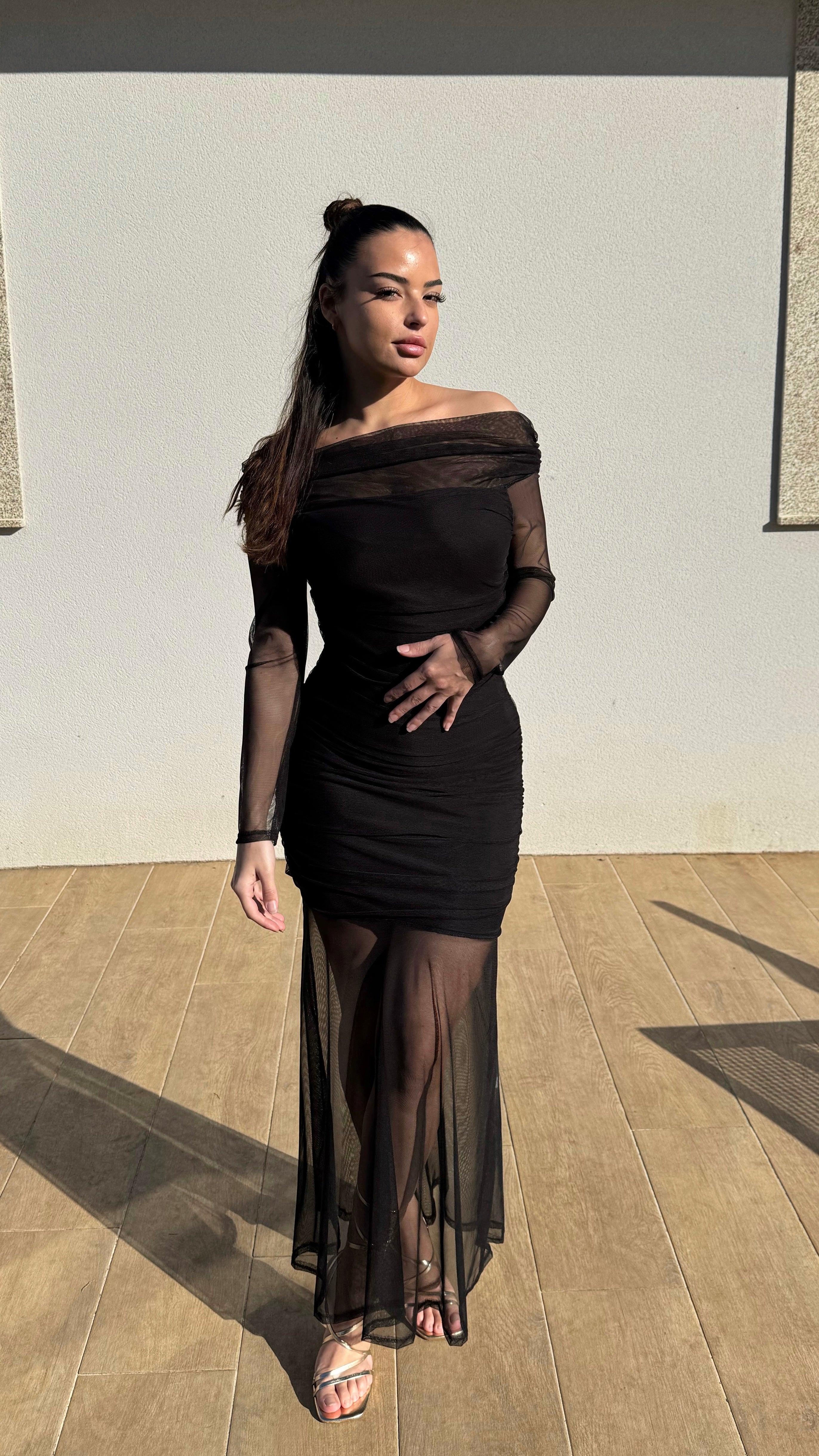 Robe longue drapée en tulle - noir