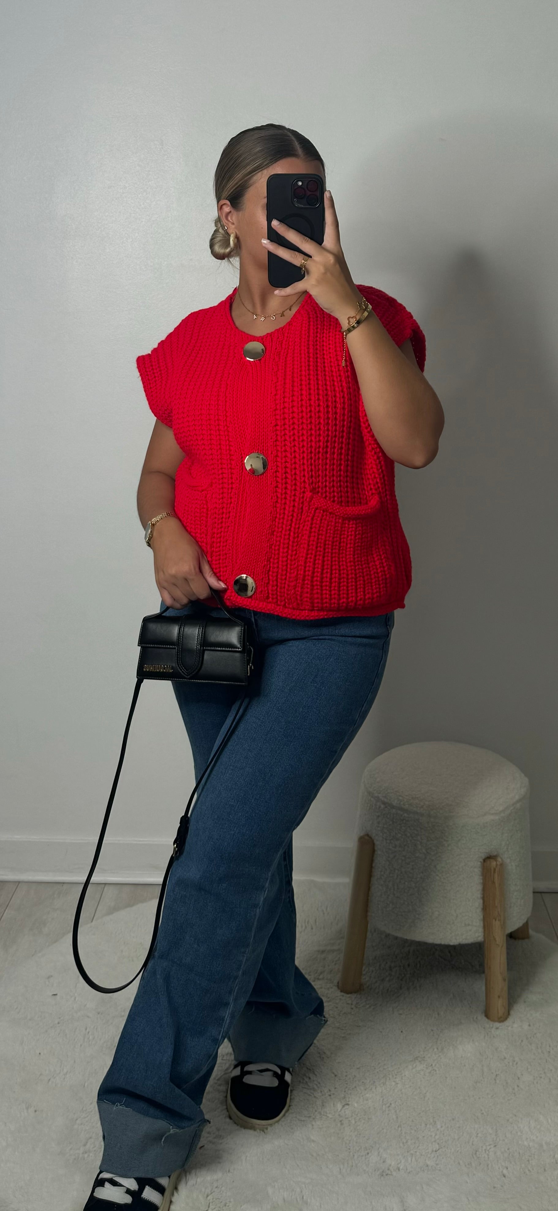 Gilet en grosse maille rouge