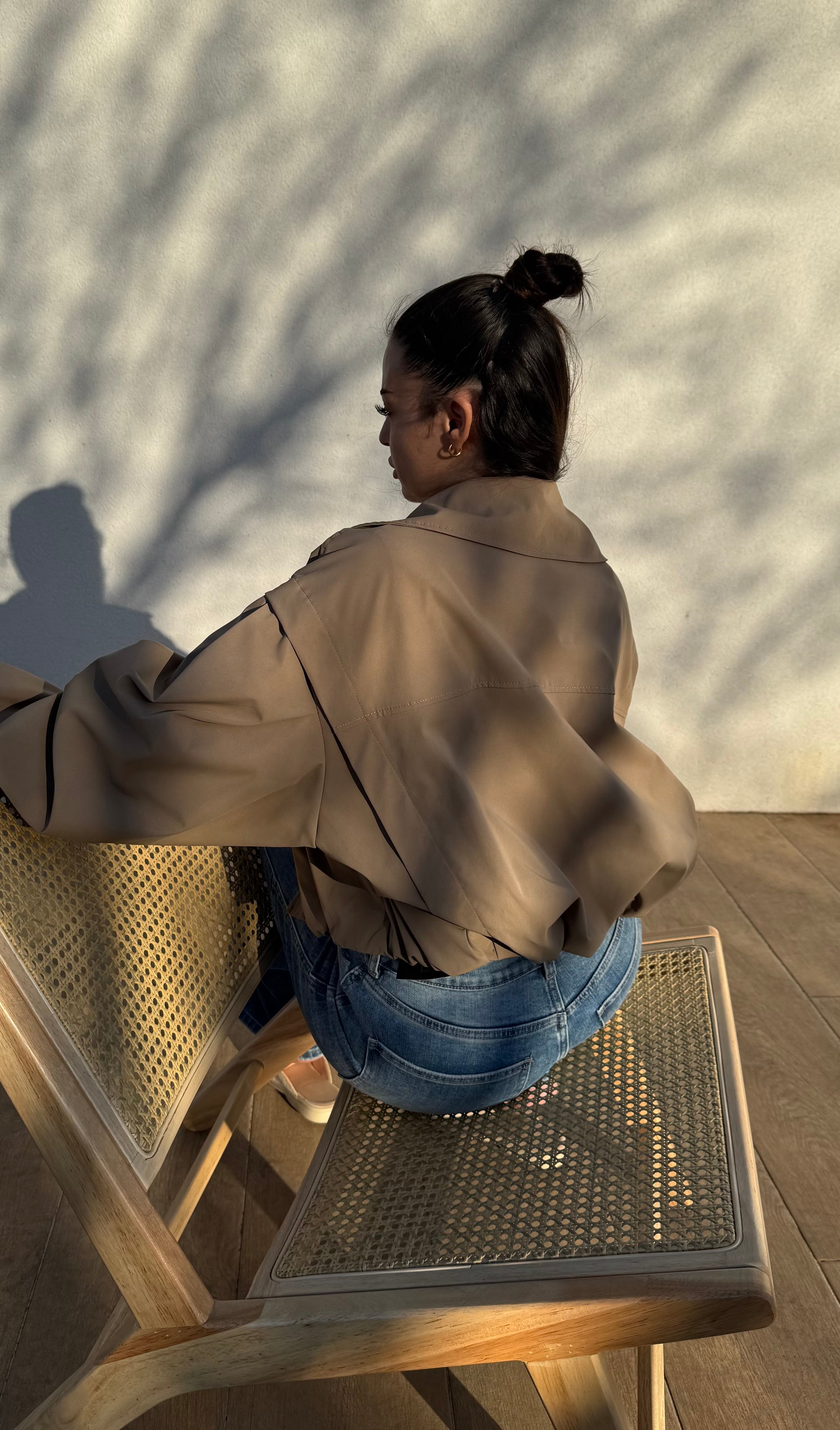 Trench court ballon - camel