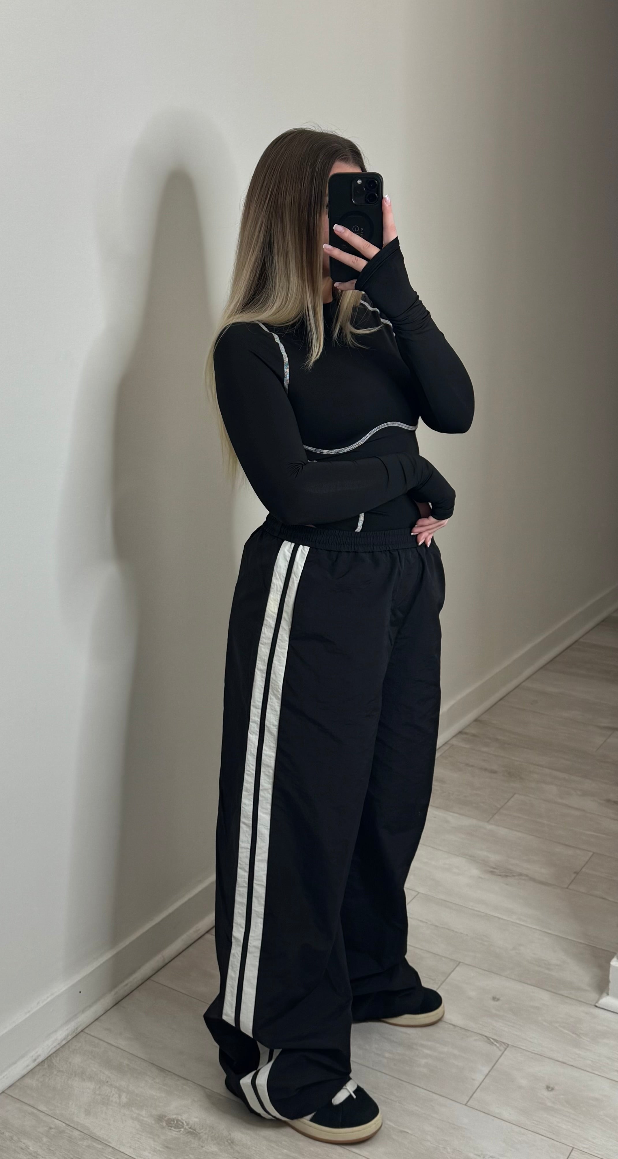 Pantalon parachute avec deux bandes - noir