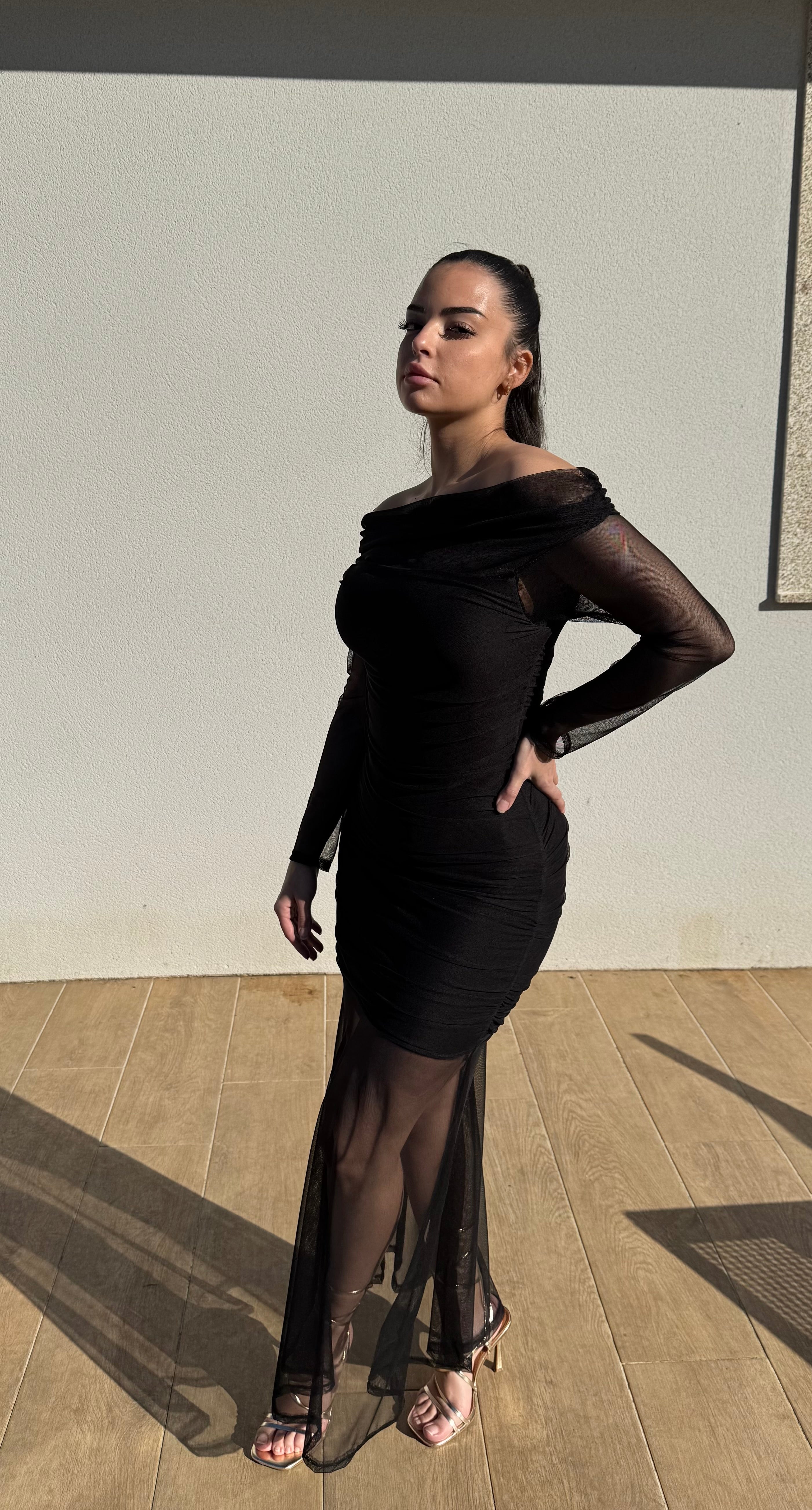 Robe longue drapée en tulle - noir